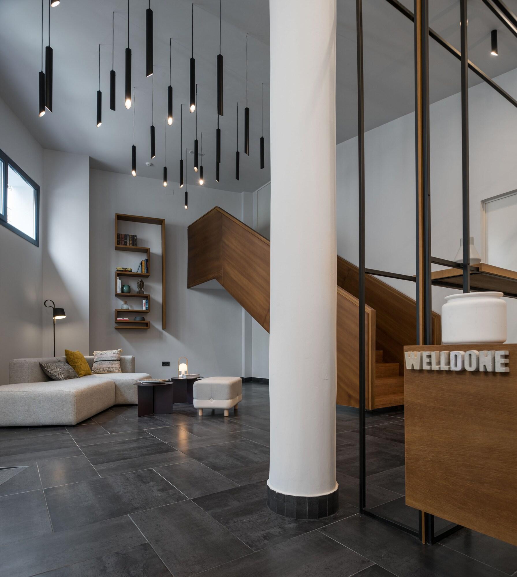 Vista Lobby Welldone Antiquarium