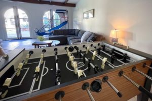 Alquiler Vacacional - Charming bungalow with AC, exercise equipment, WiFi in marvelous Los Angeles