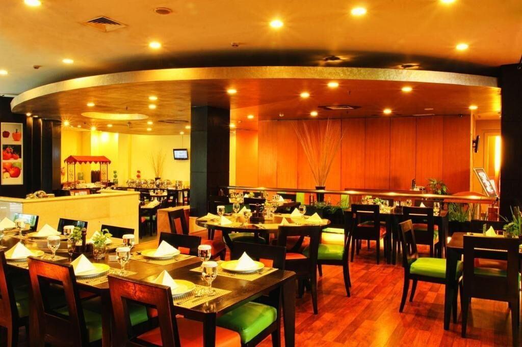 Restaurant Grand Suka Hotel
