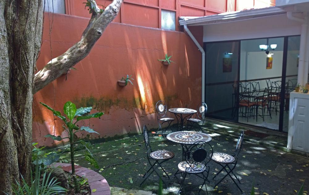 Instalaciones Recreativas Hotel Le Voltaire