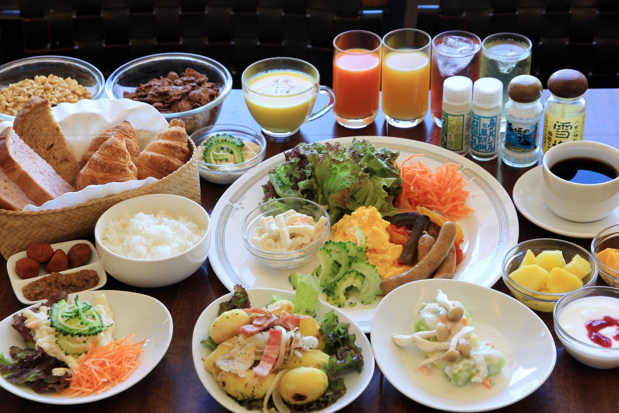 Restaurant Ishigakijima Hotel Cucule