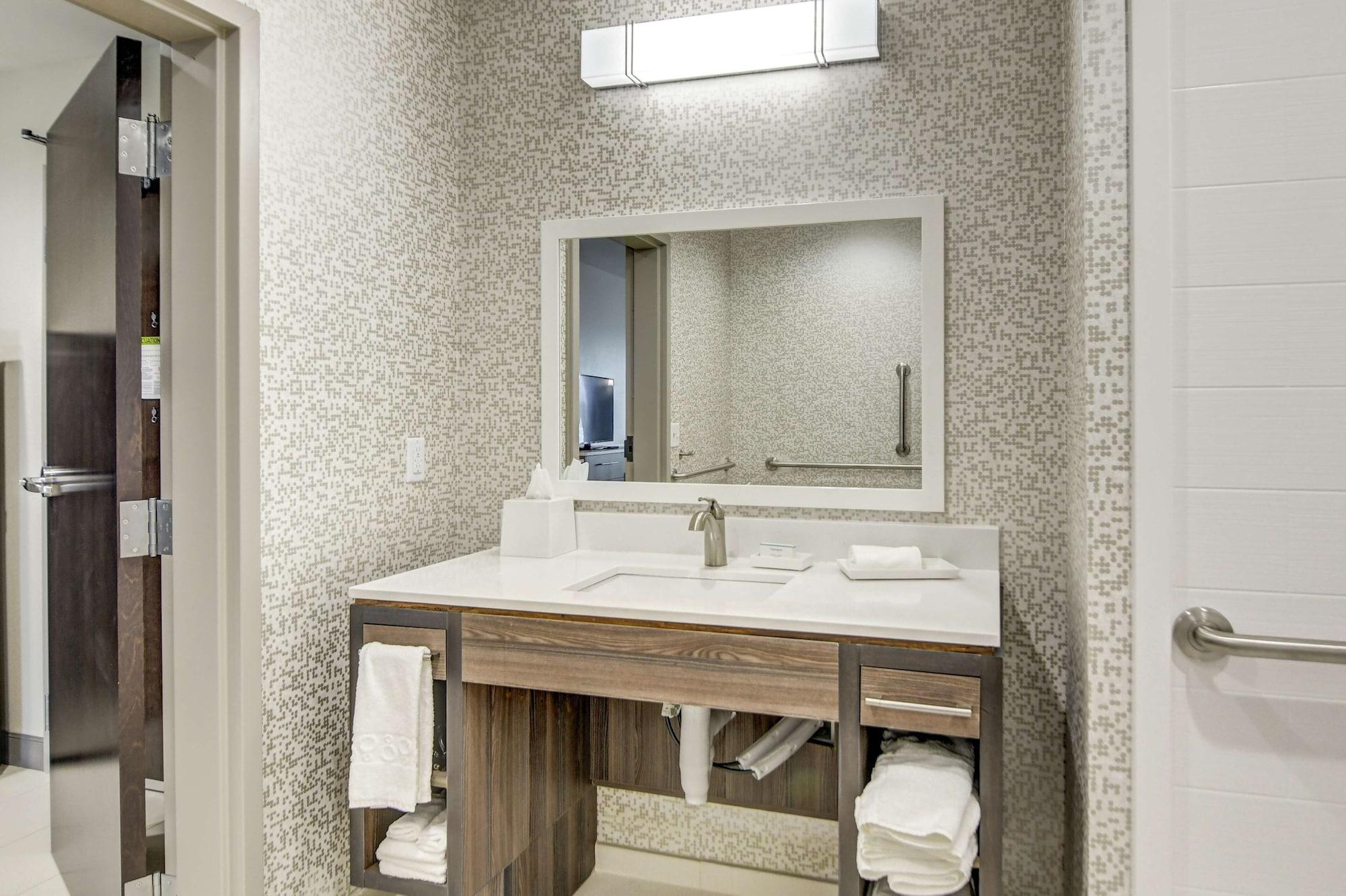 Habitación Home2 Suites by Hilton Foley