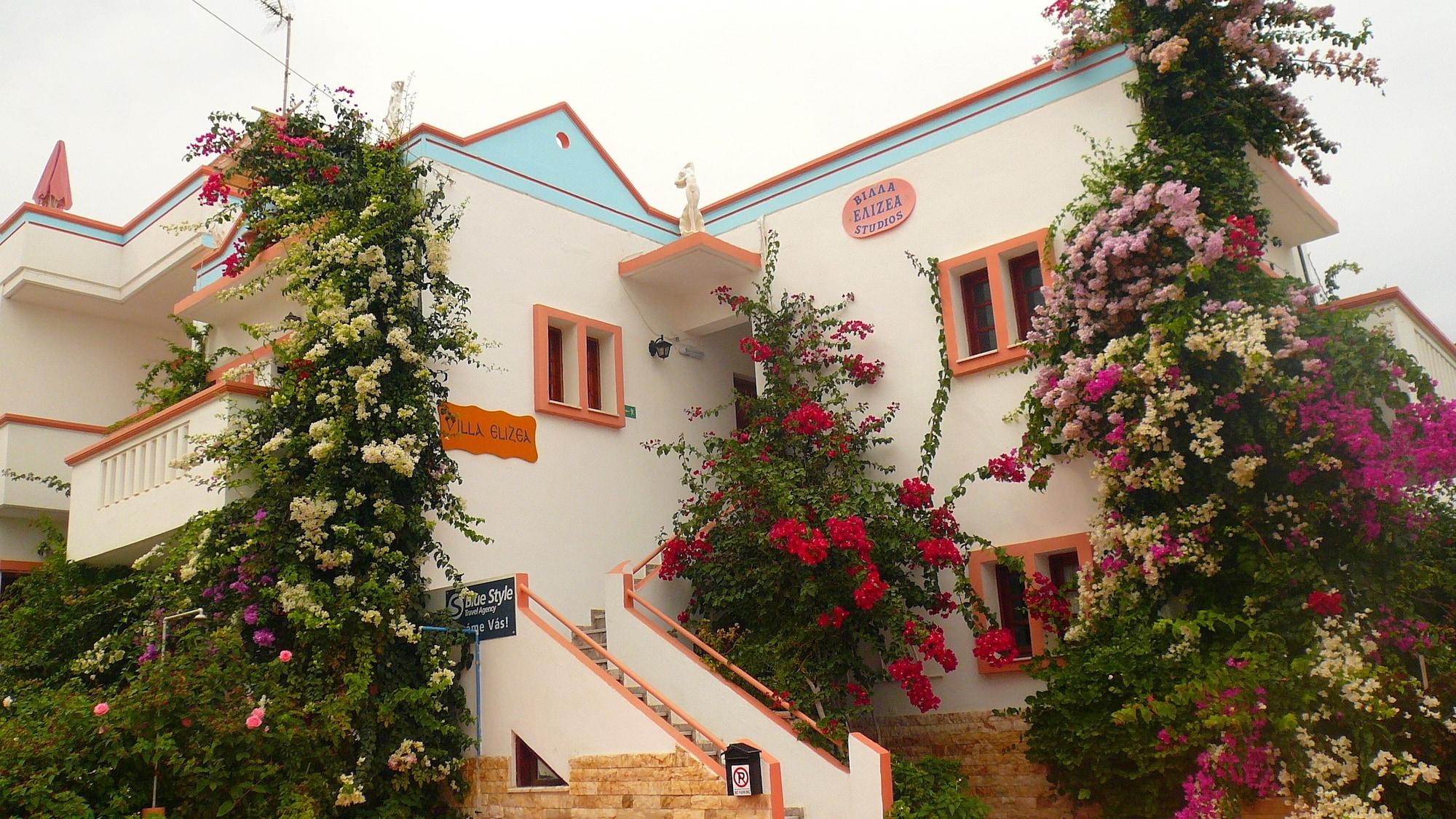 Vista Exterior Villa Elizea