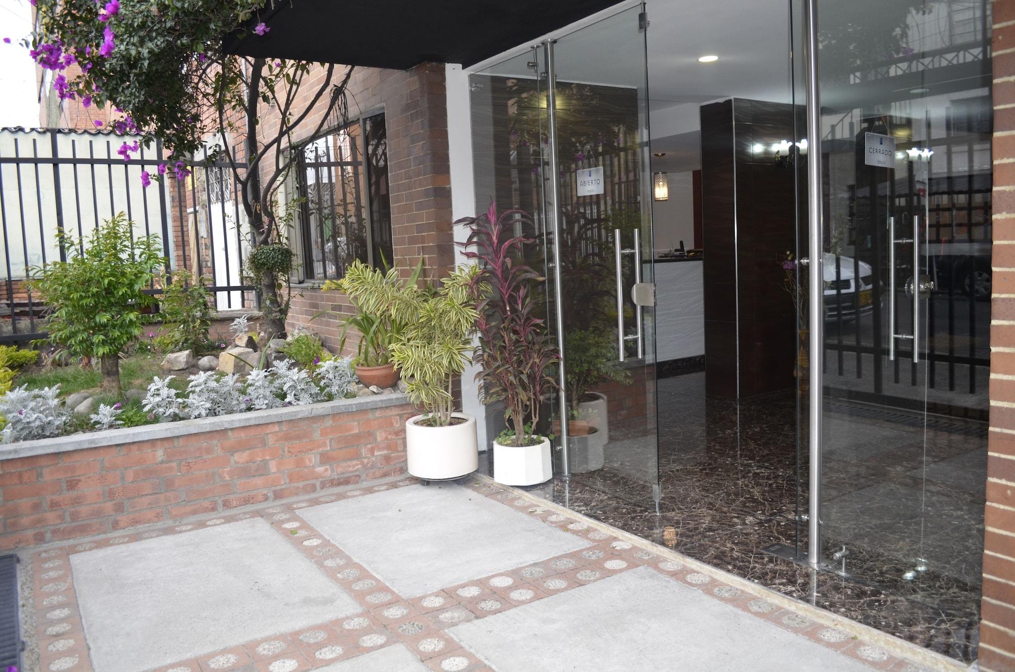 Vista Exterior Hotel Morazul