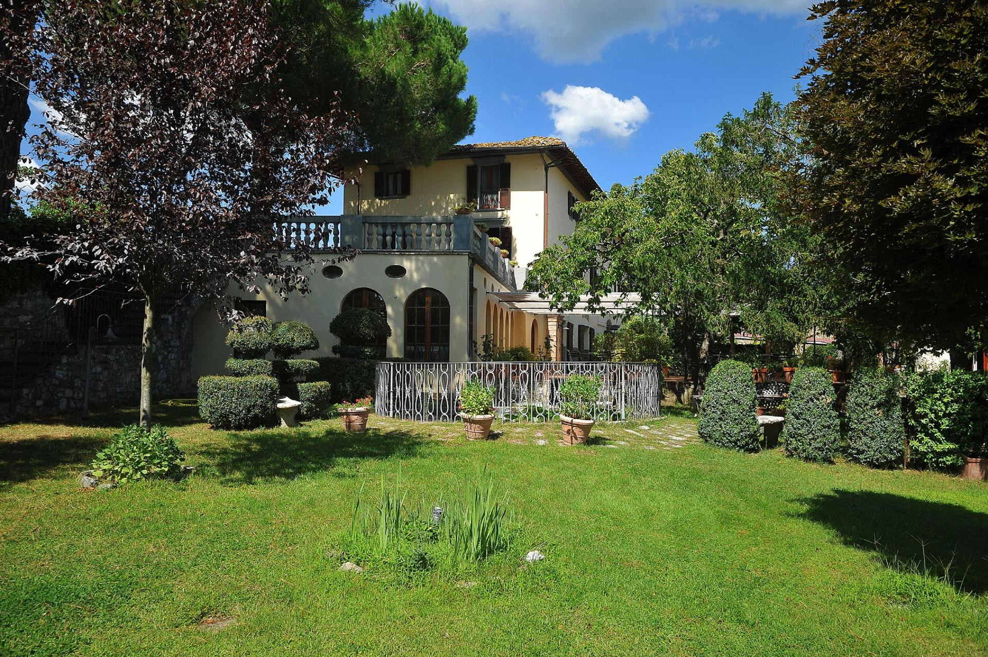 Varios Casafrassi Hotel Agriturismo