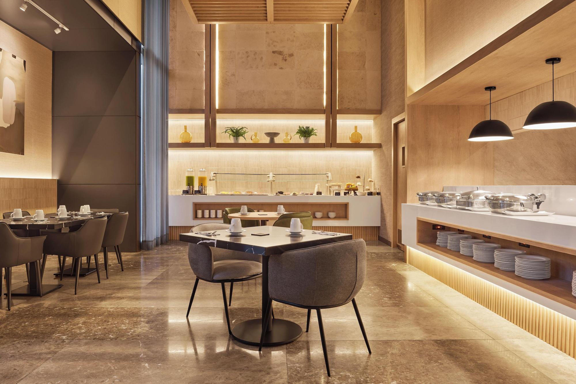 Restaurant Hilton Garden Inn Chihuahua