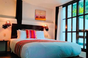 Paquete - SACRED STONE BOUTIQUE HOTEL