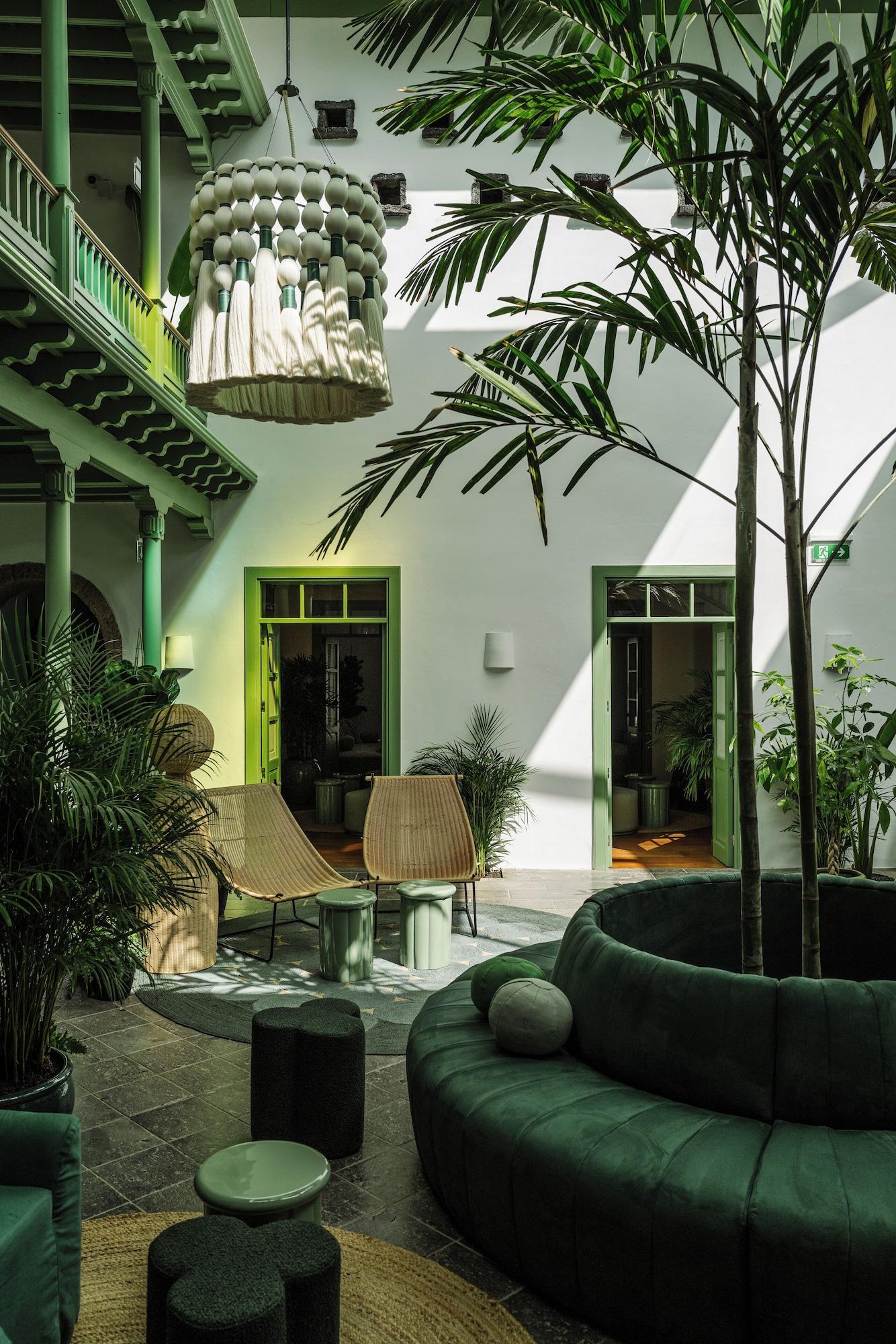 Vista Lobby Hotel César Lanzarote