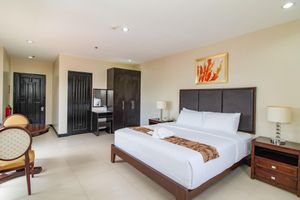 Alojamiento - Main Hotel & Suites