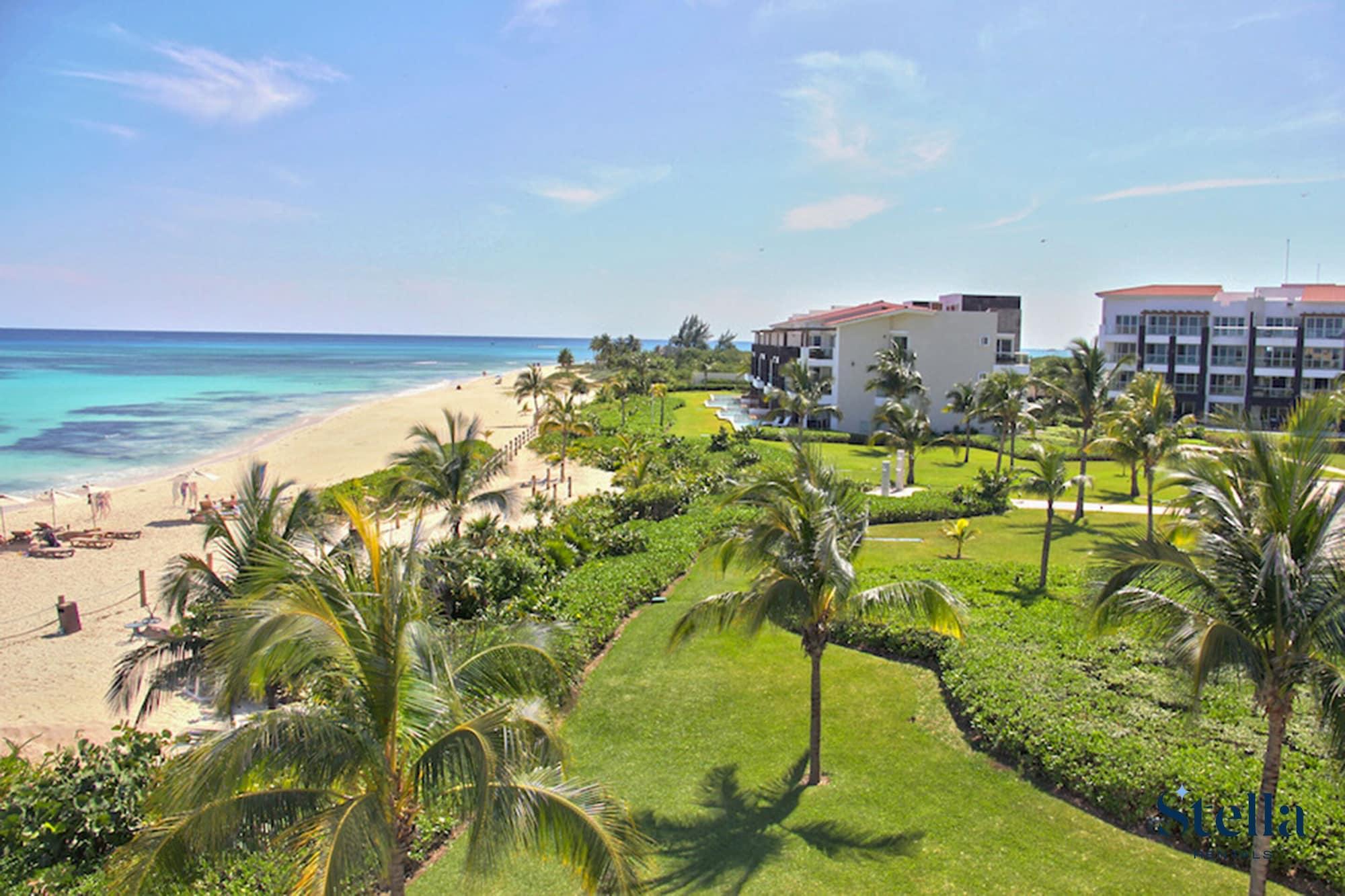 Vista Exterior Mareazul by Stella Rentals