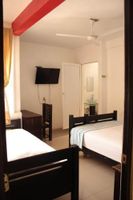 Alojamiento - HOTEL CALLE 8