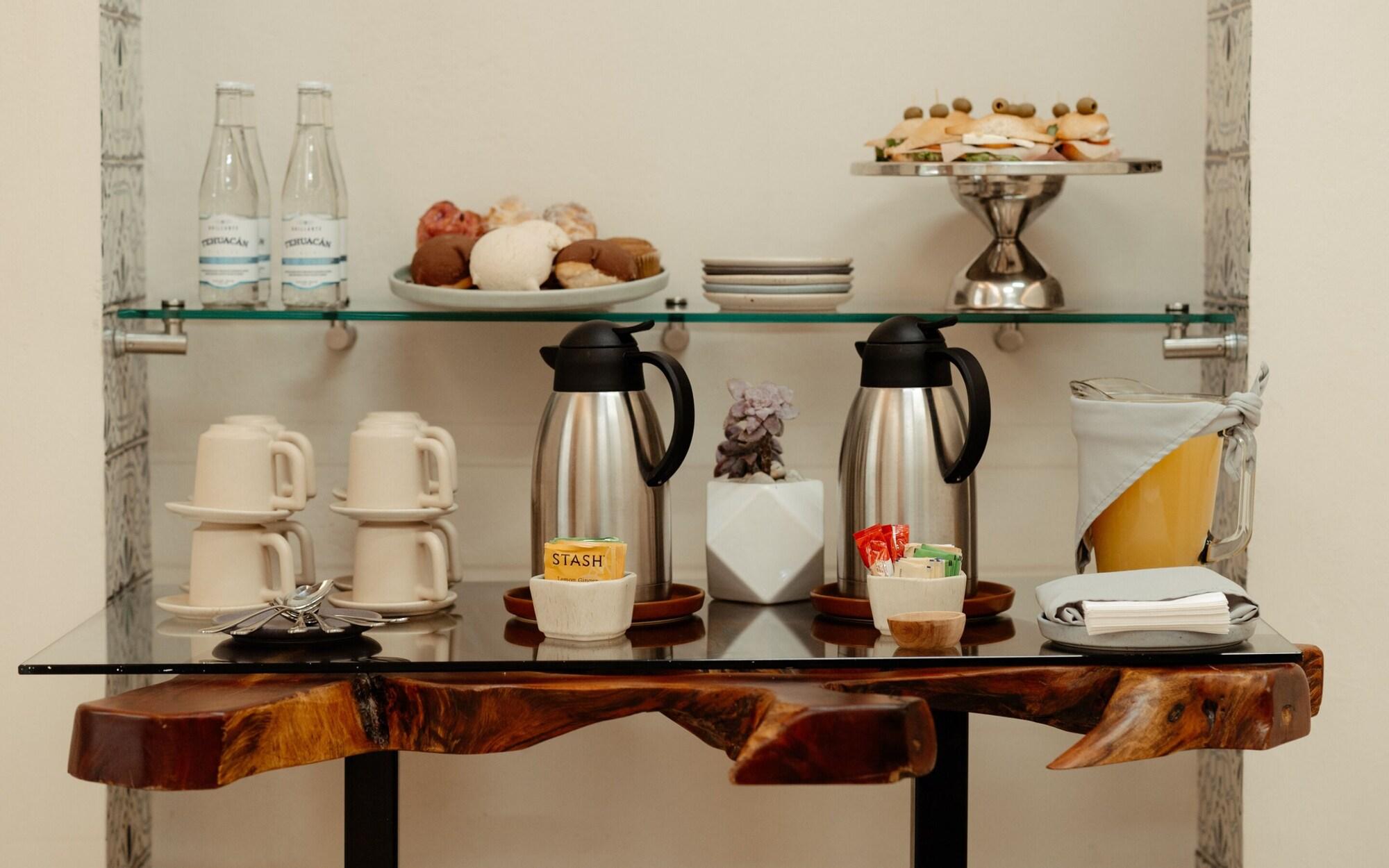 Sala de Reuniones Casa Azulai Puebla Hotel Boutique