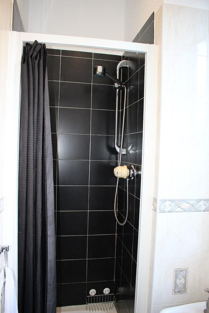 Baño Ardmillan Hotel