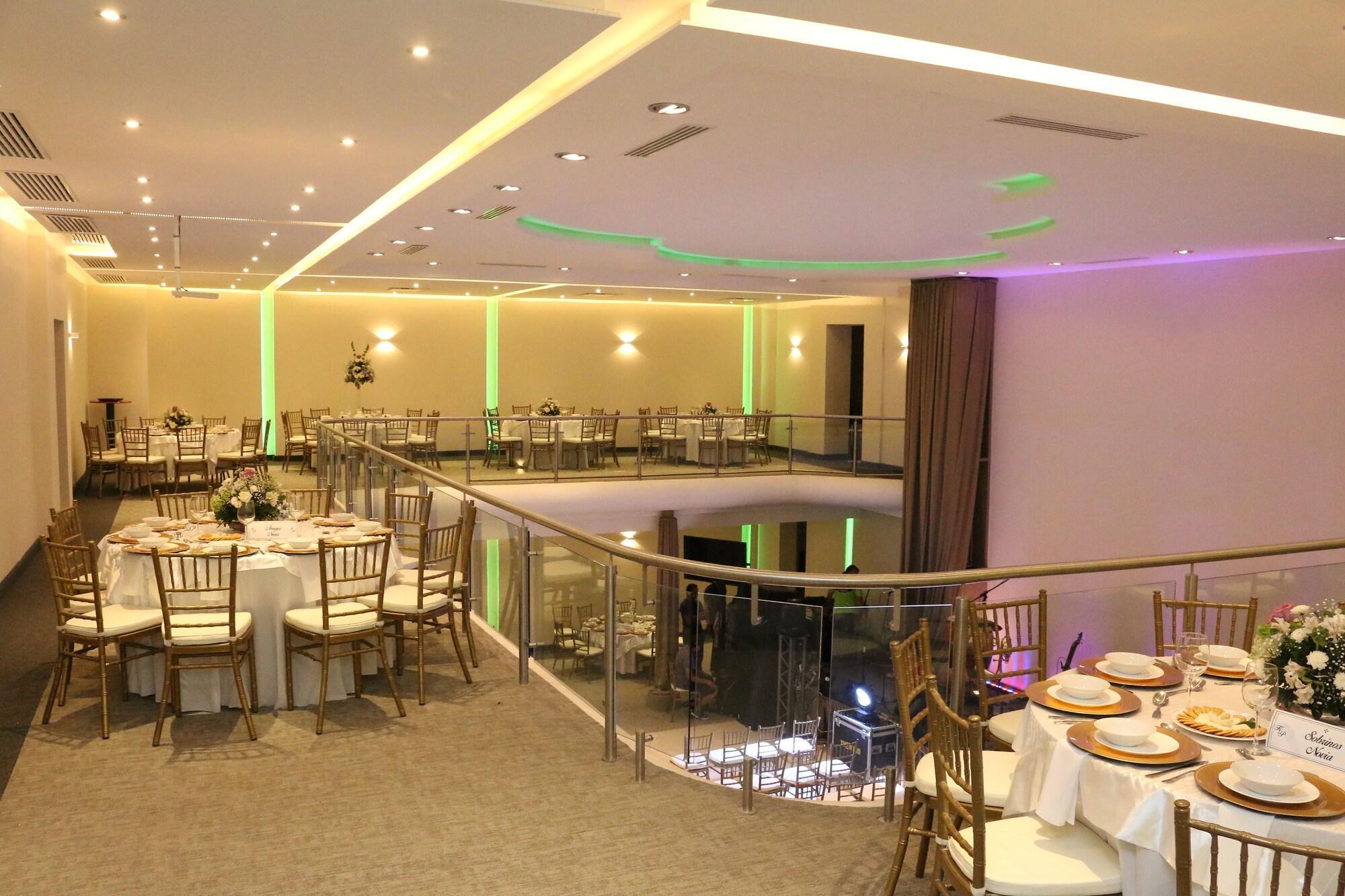 Centro de Negocios Wyndham Garden Los Mochis Plaza Inn
