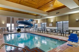 Alojamiento - Best Western Premier Liberty Inn & Suites