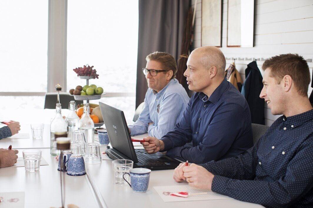 Sala de Reuniones Strandflickornas Husen vid Havet