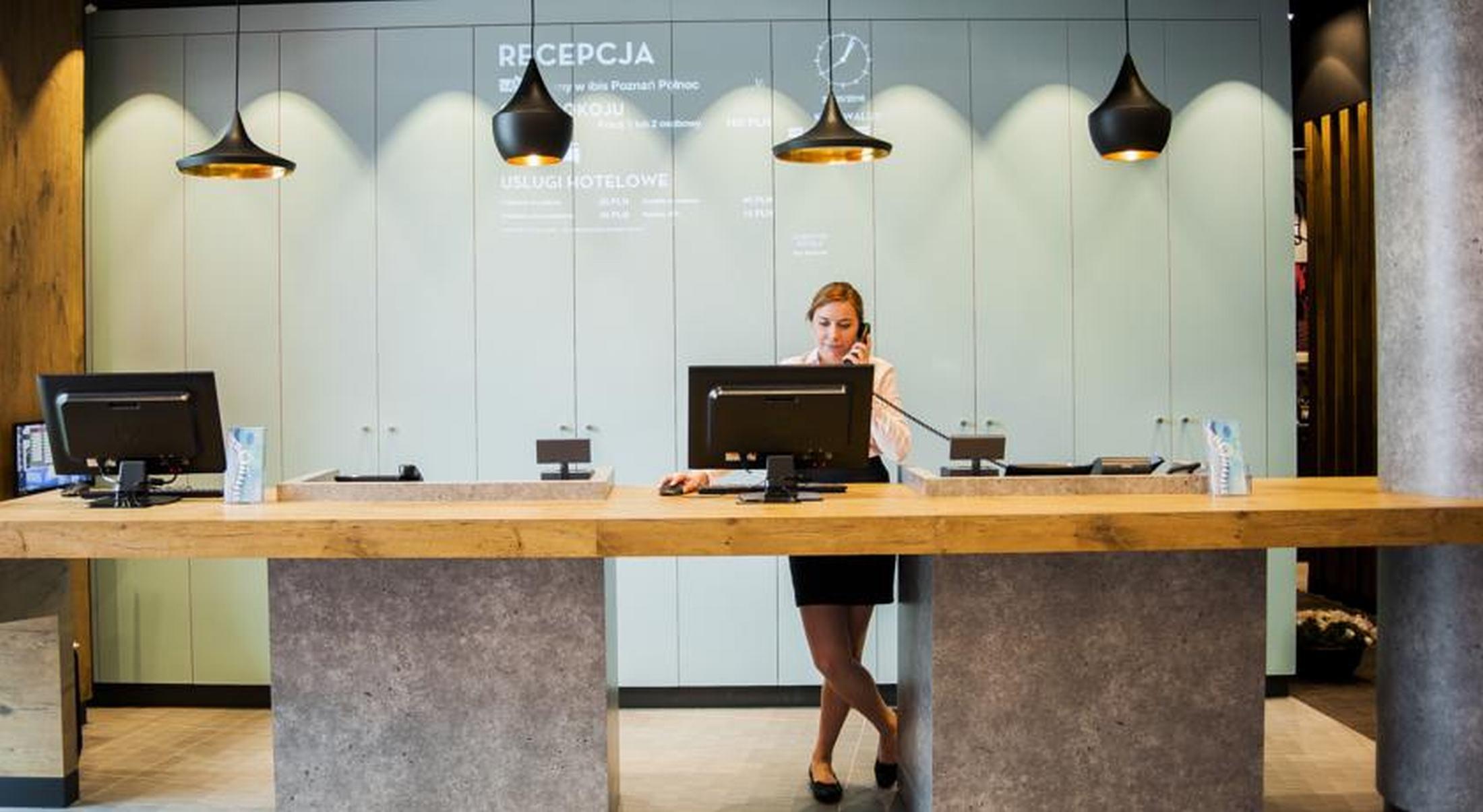 Vista Lobby ibis Poznan Polnoc