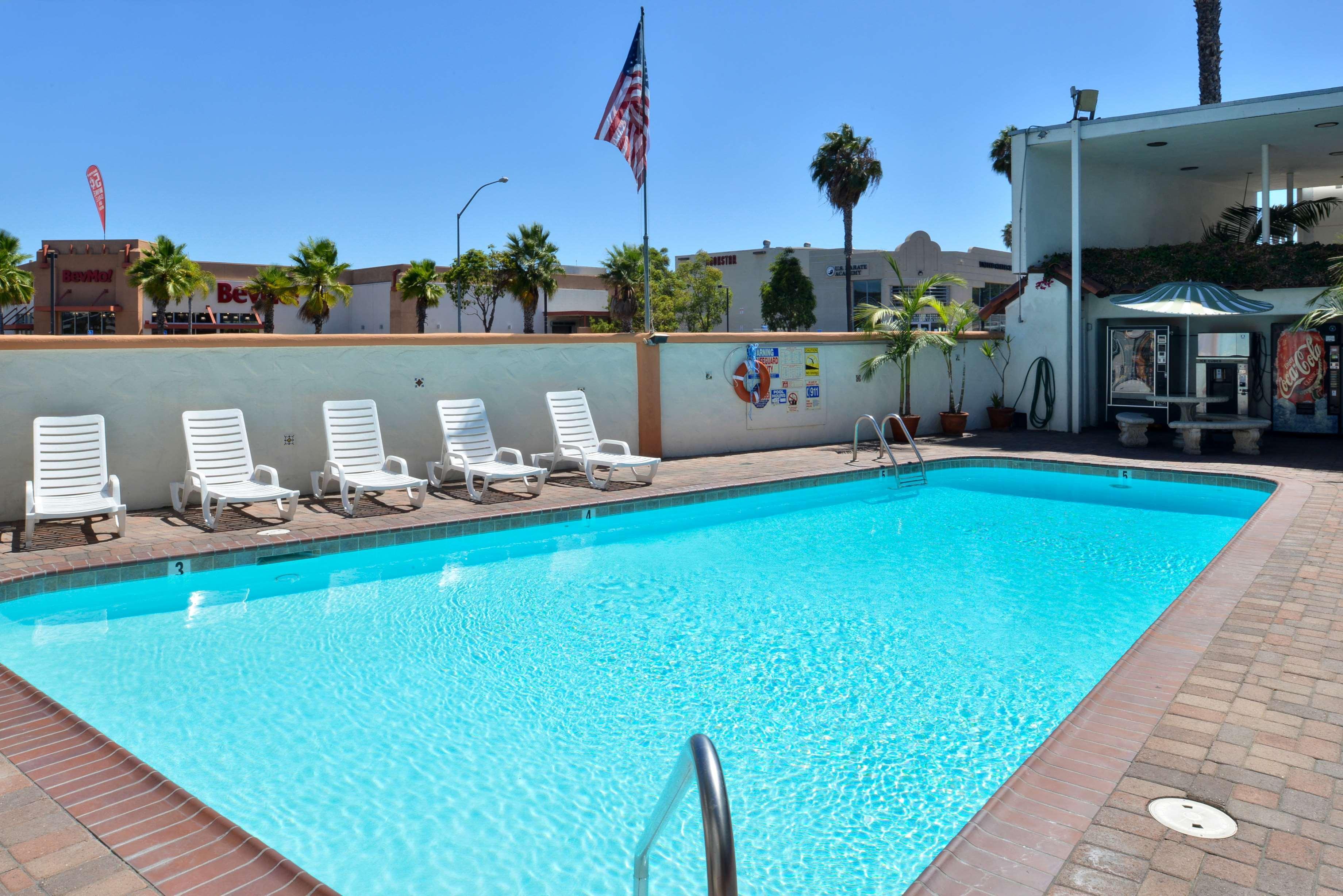 Playa Americas Best Value Inn Loma Lodge