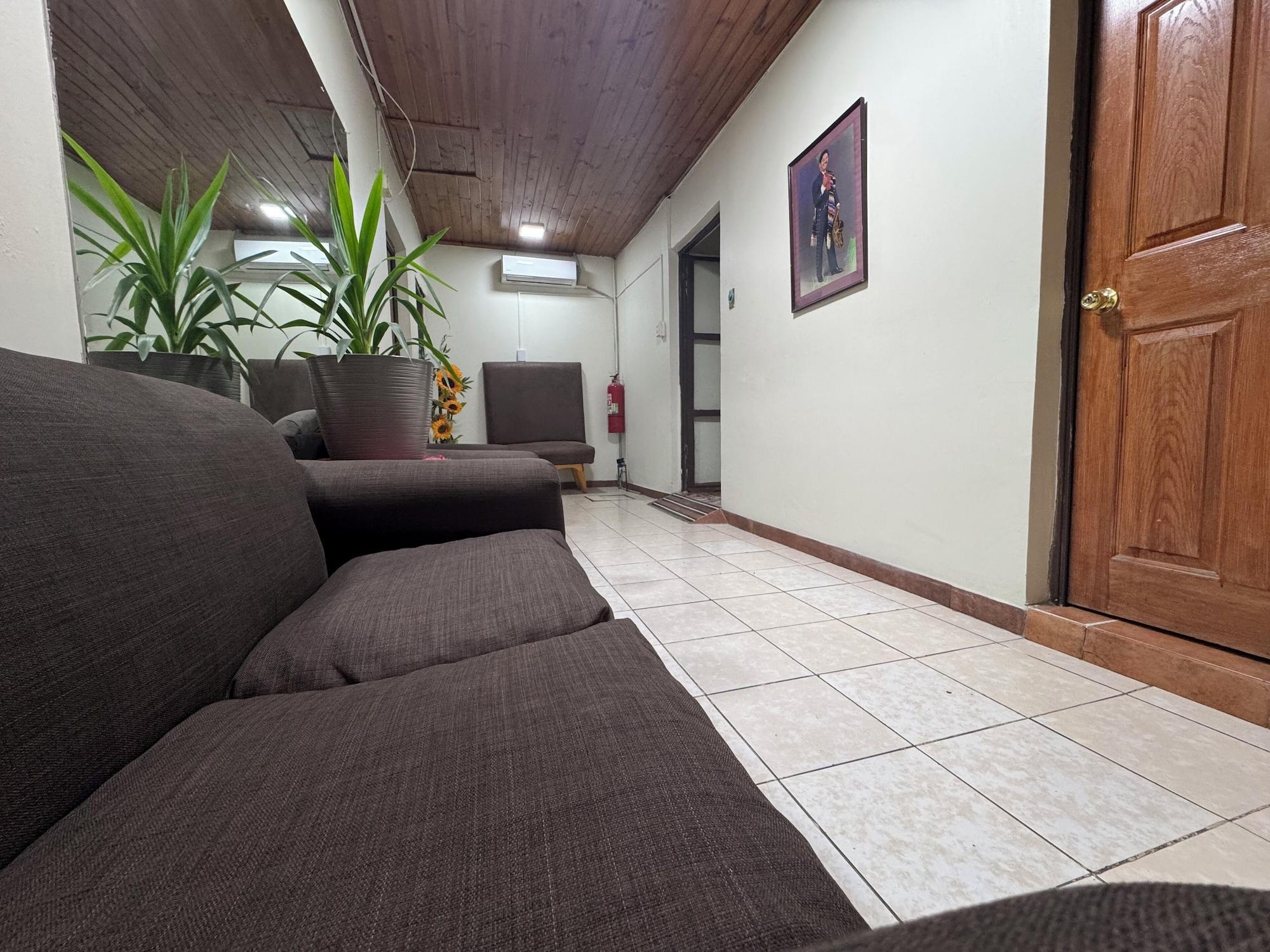 Comodidades del Alojamiento Residencial Don Santiago