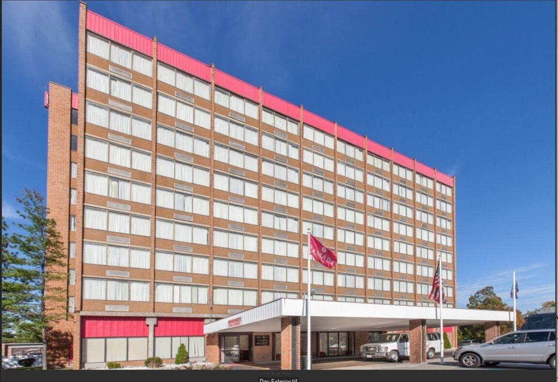 Vista Exterior Ramada Plaza by Wyndham Albany