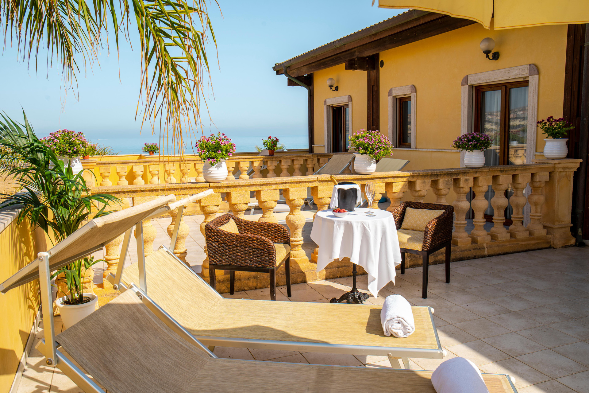 Vista Exterior Hotel Villa Romana