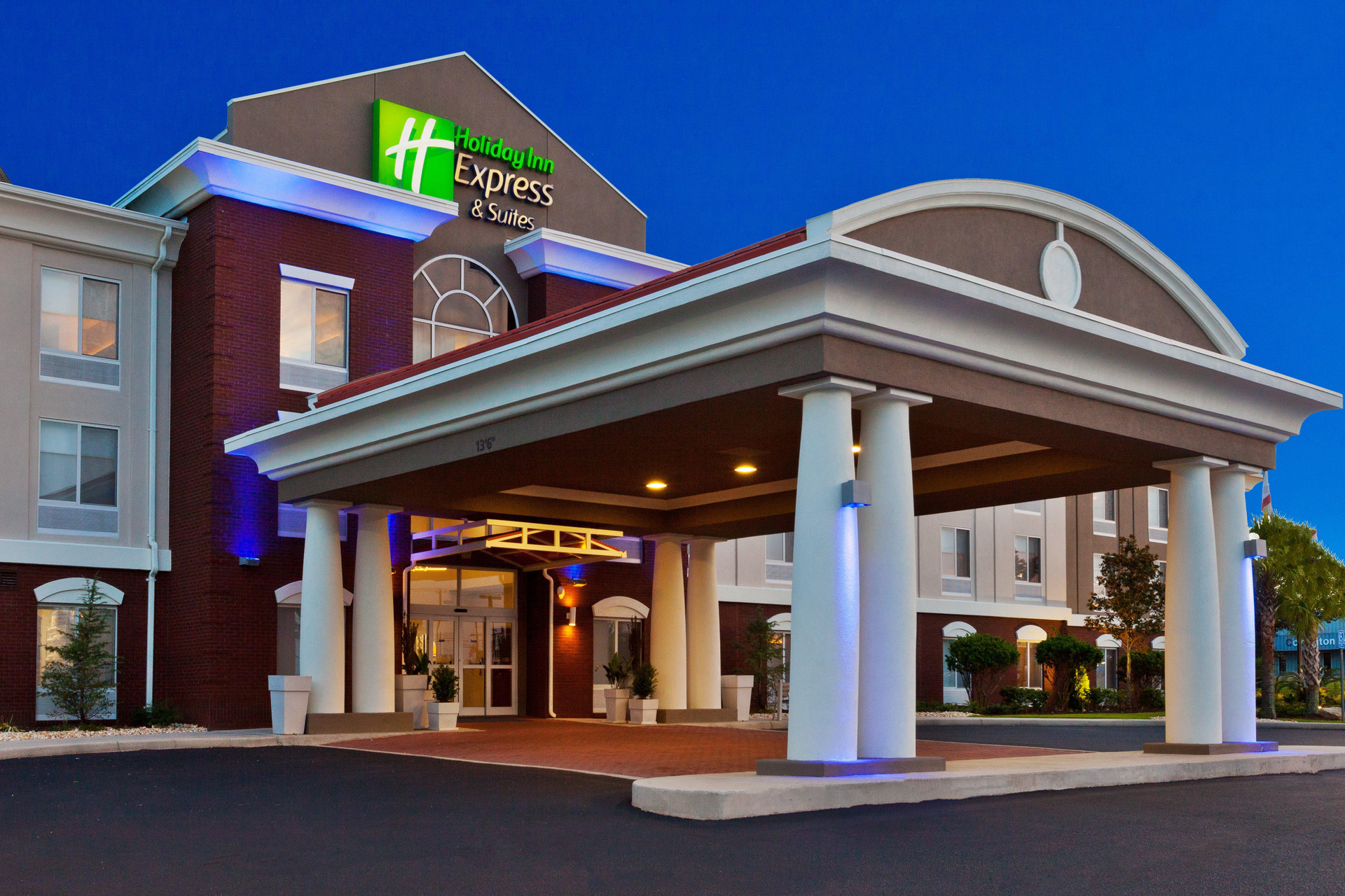 Vista Exterior Holiday Inn Express Dothan North by IHG