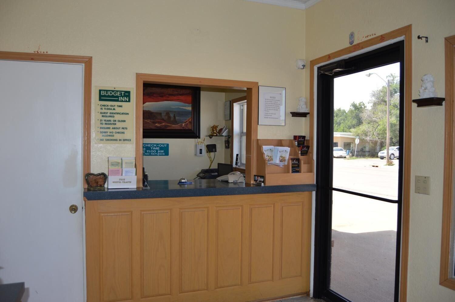Vista Lobby Budget Inn El Reno