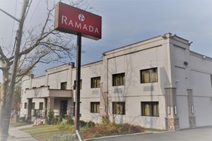 Alojamiento - Ramada by Wyndham Staten Island