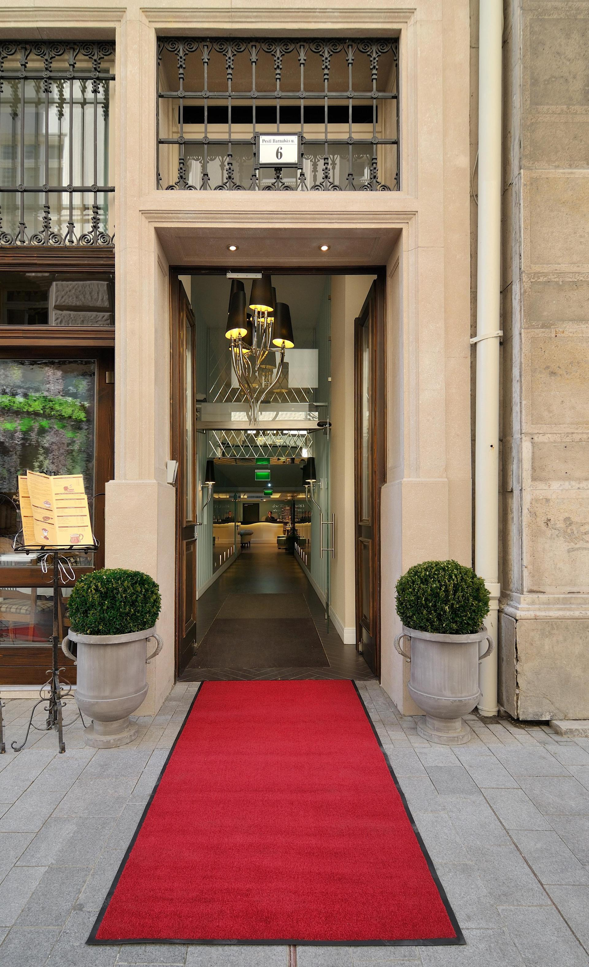 Vista Exterior La Prima Fashion Hotel
