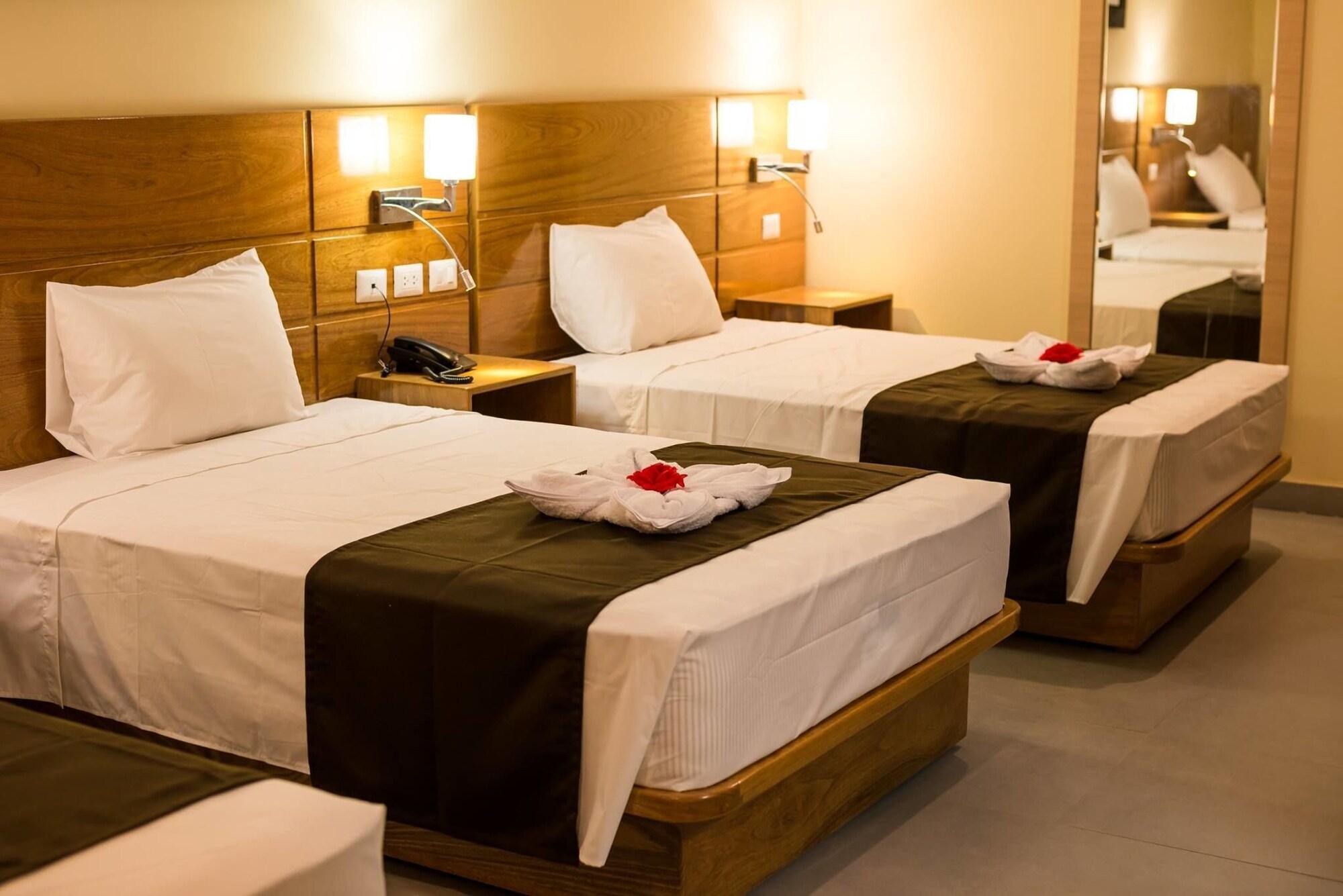 Varios Aguila Dorada Selva Hotel