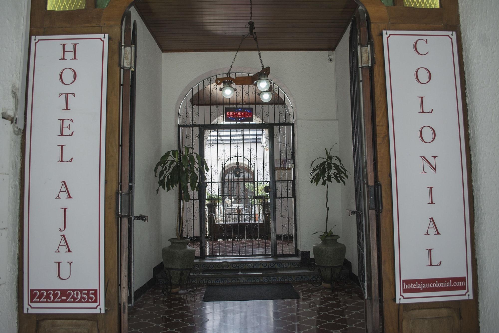 Varios Hotel Ajau Colonial