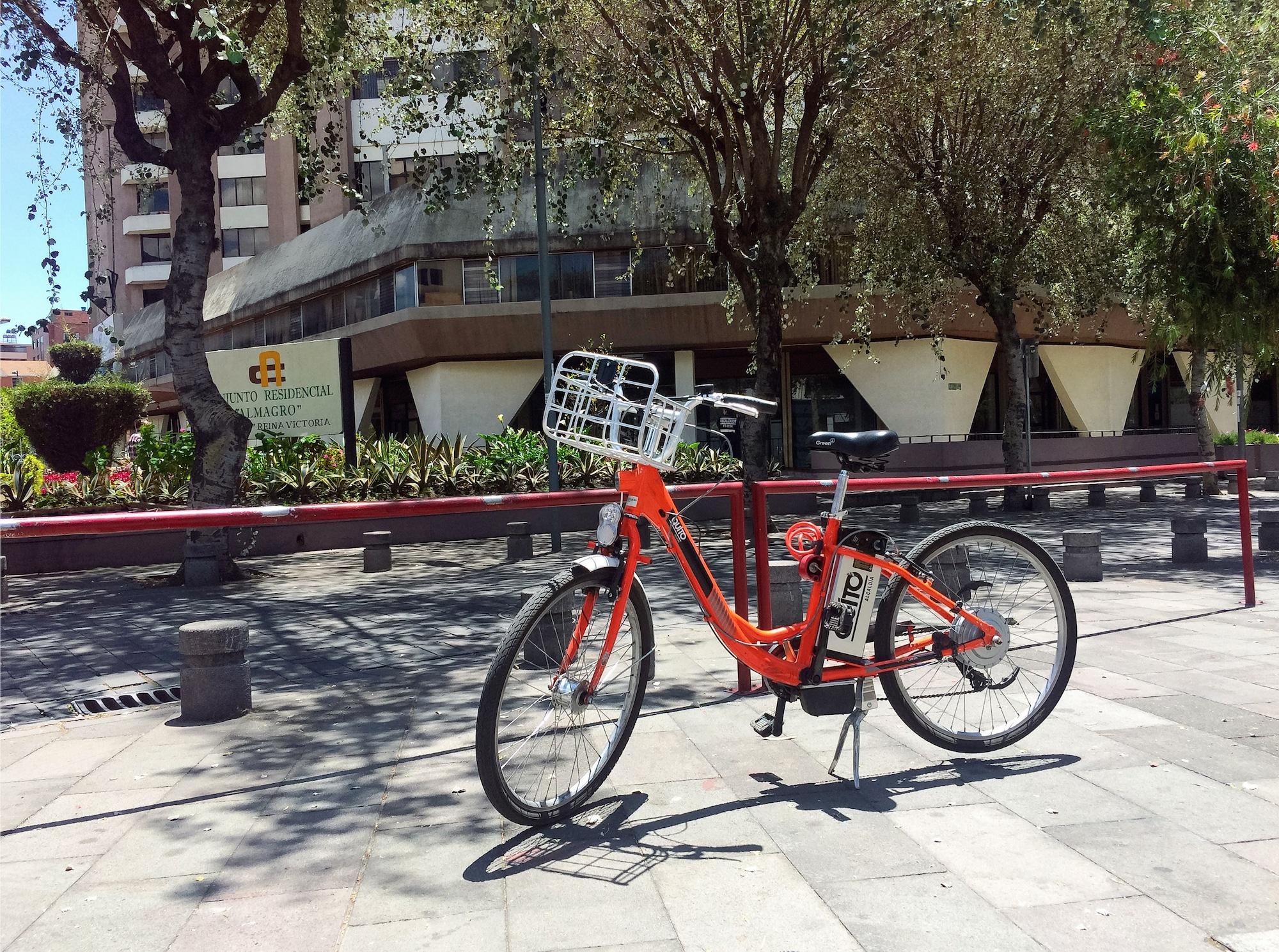 Vista Exterior Penthouse Lodge B&B