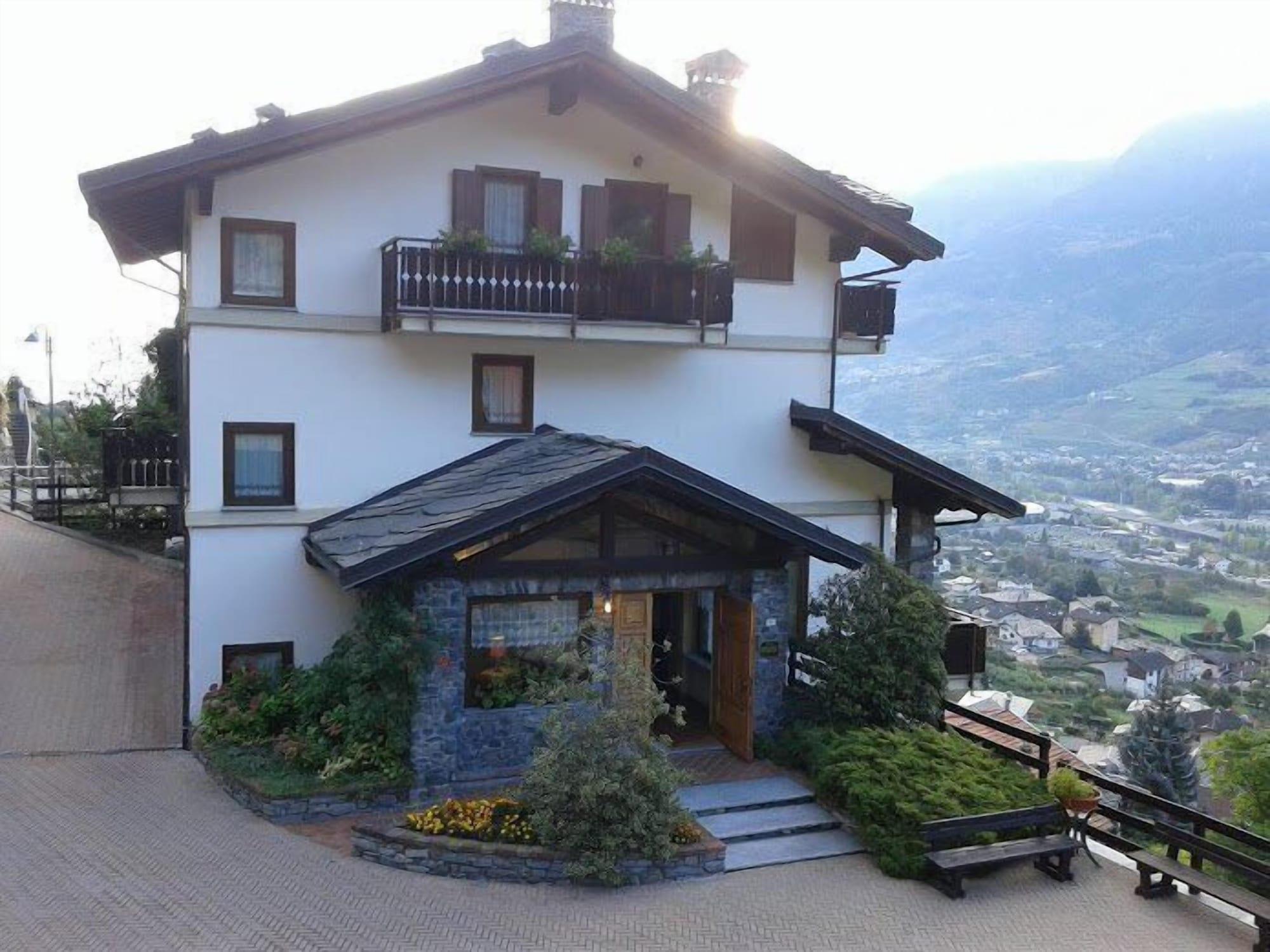 Vista Exterior Hotel Panoramique