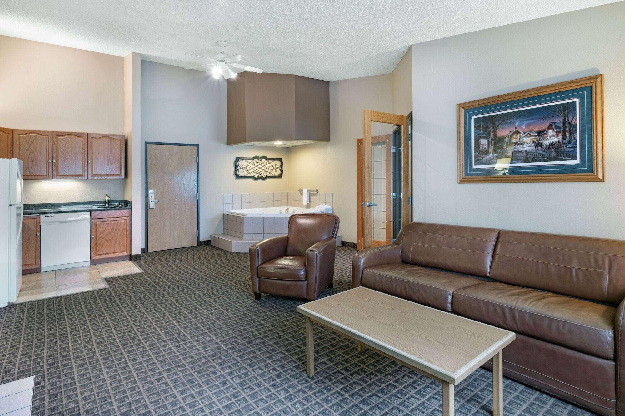 Habitación AmericInn by Wyndham Aberdeen - Event Center