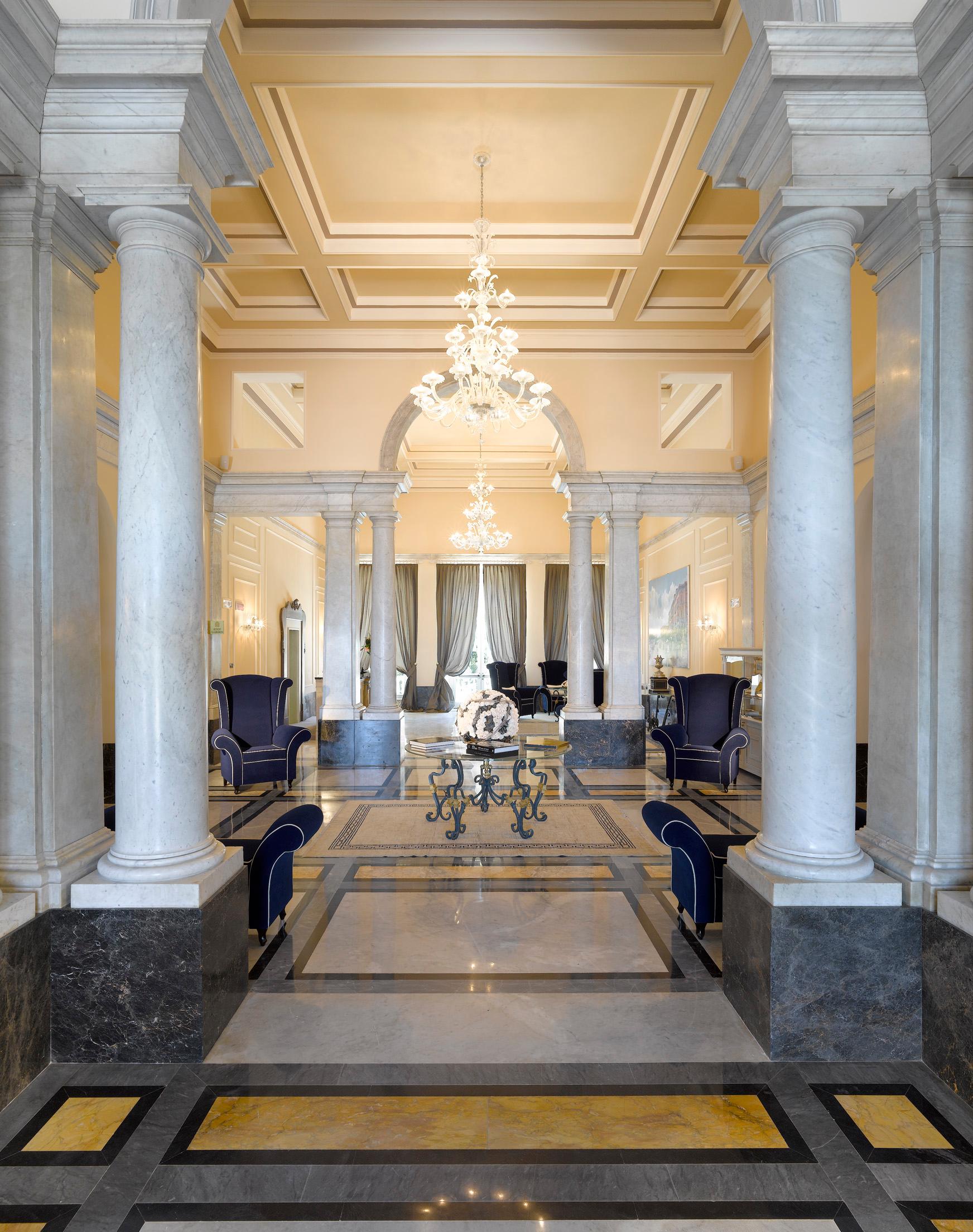 Vista Lobby Grand Hotel Palazzo Livorno