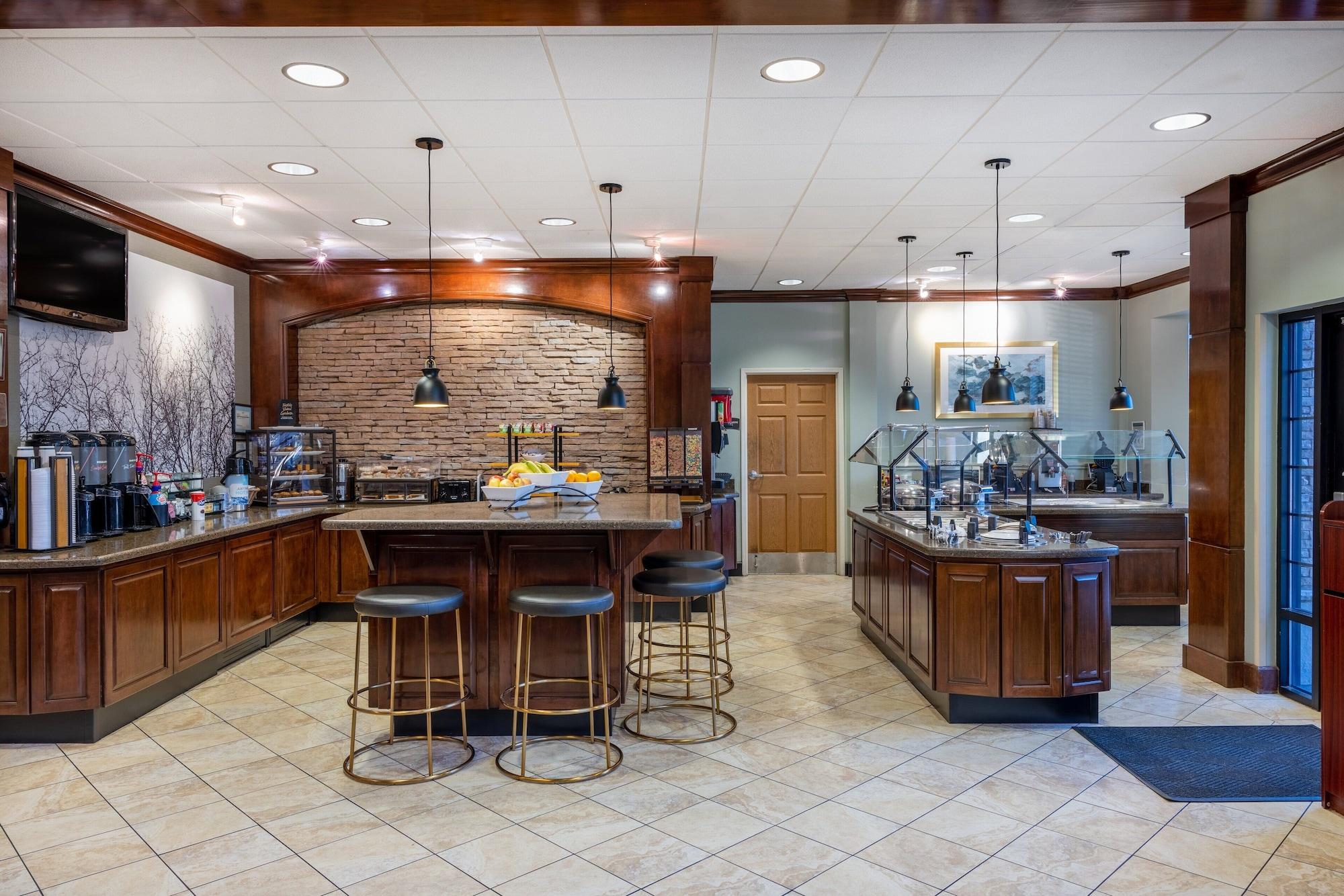 Restaurant Staybridge Suites Wilmington E by IHG