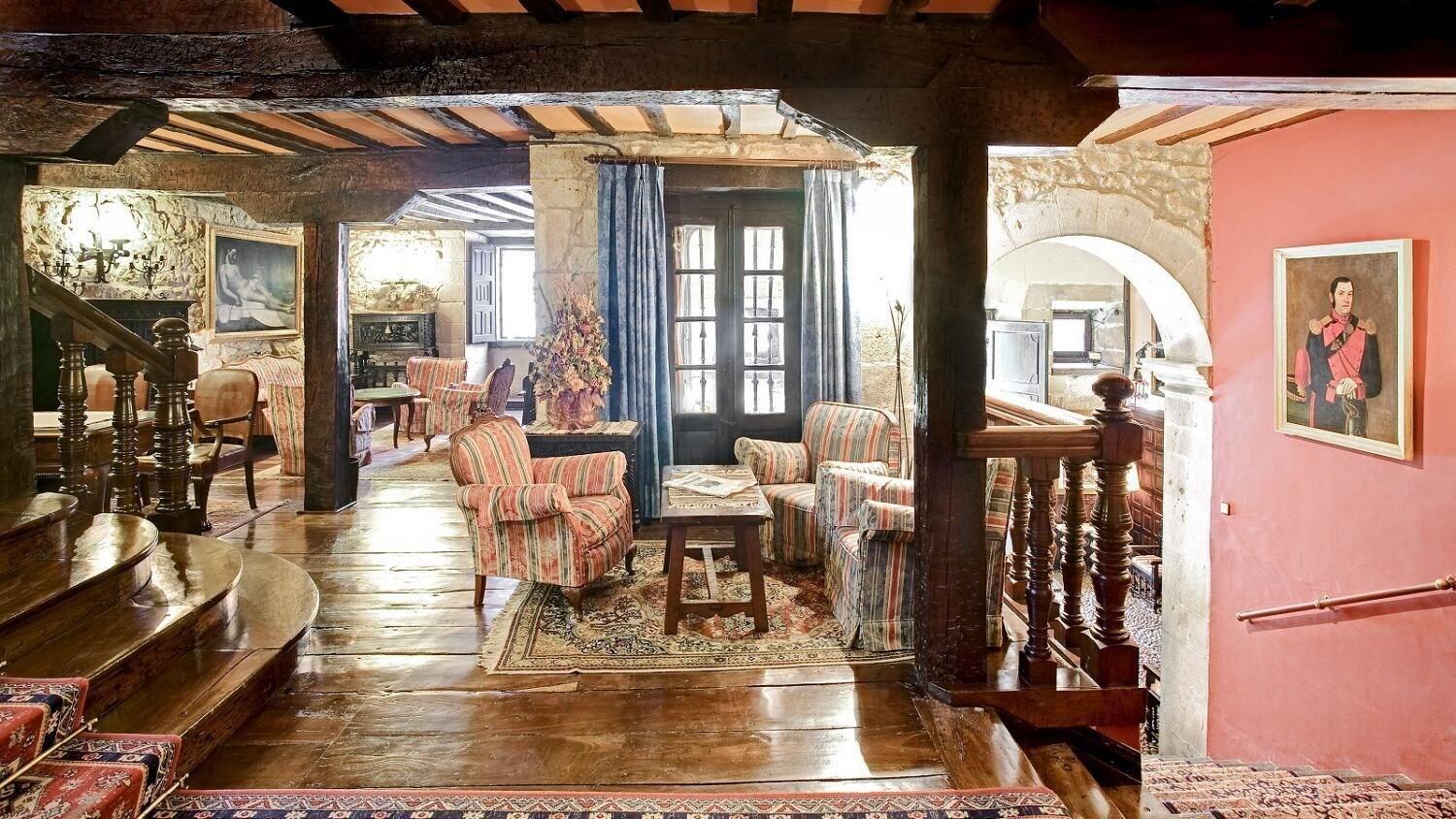 Bar/Salón Hotel Altamira