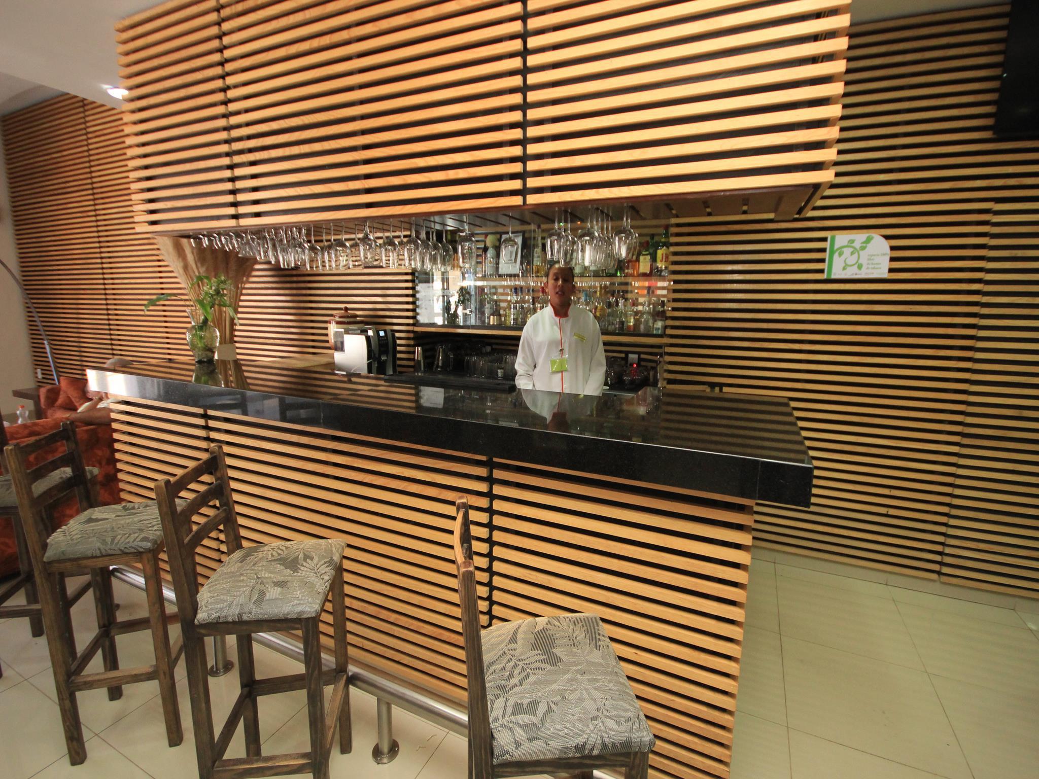Bar/Salón Mision Argento Zacatecas
