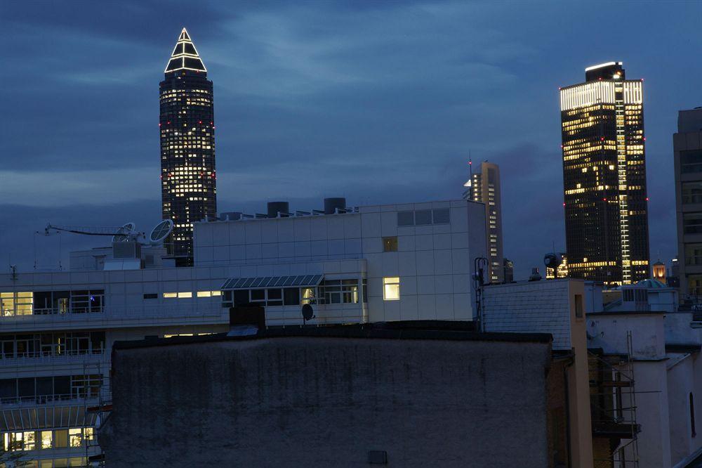 Hotel A&O Frankfurt Galluswarte - Hostel