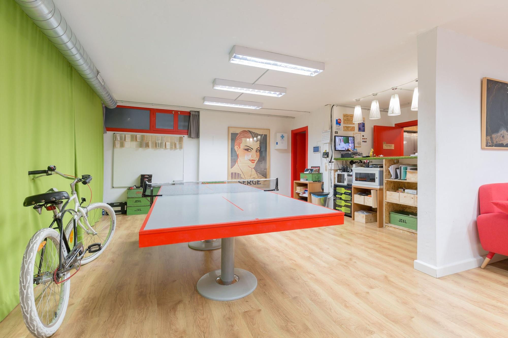 Instalaciones Recreativas Tomate Rooms