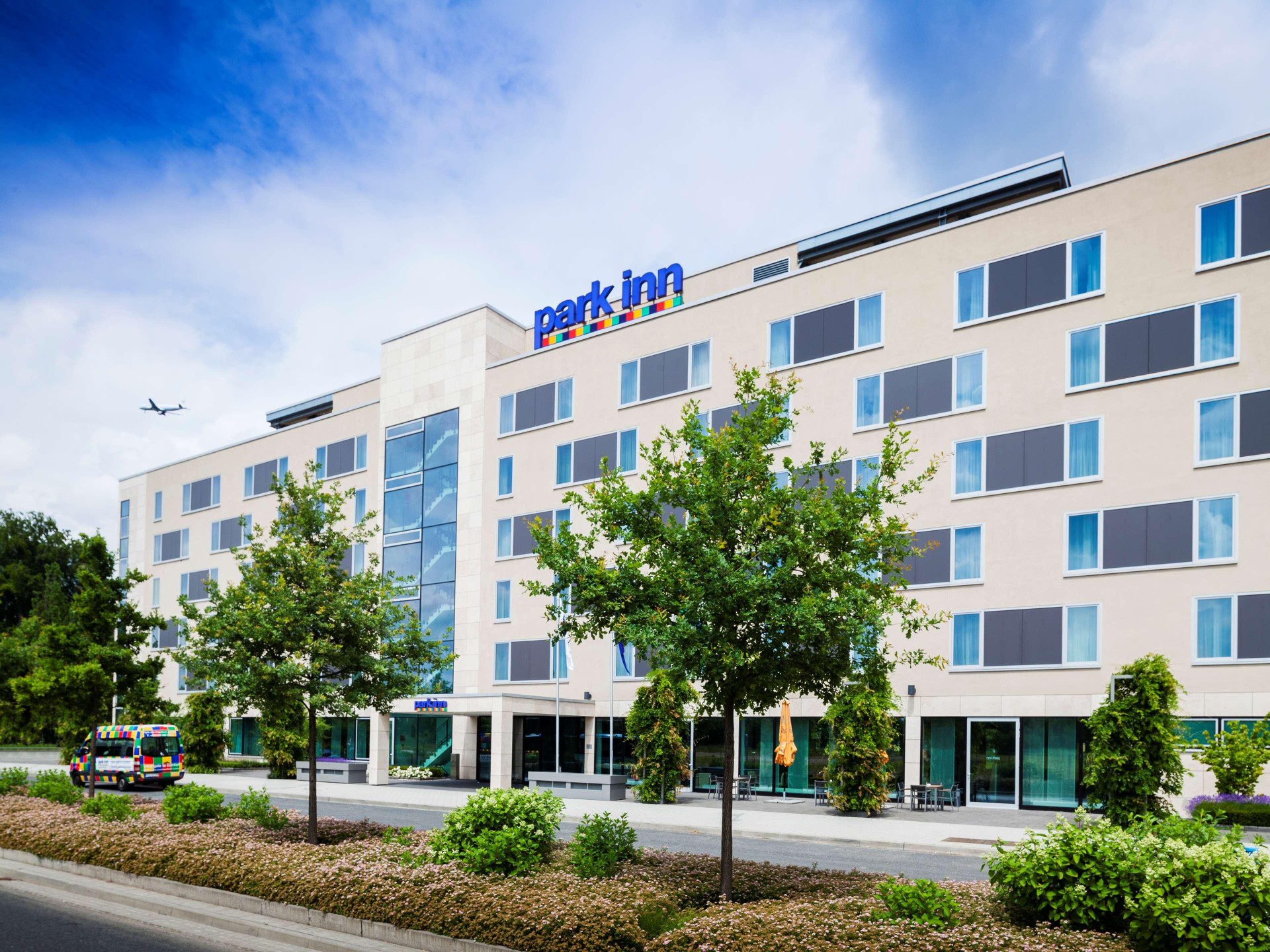 Vista Exterior Park Inn by Radisson Frankfurt Airport Hotel