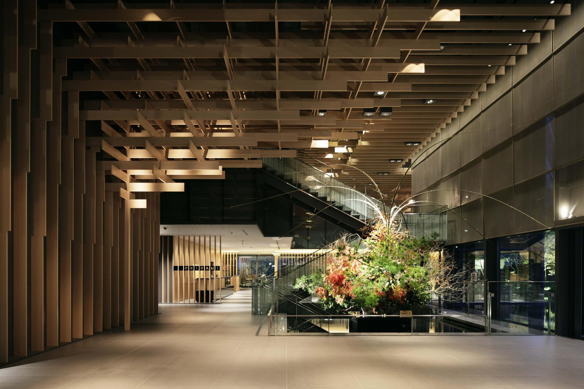 Vista Lobby The Capitol Hotel Tokyu