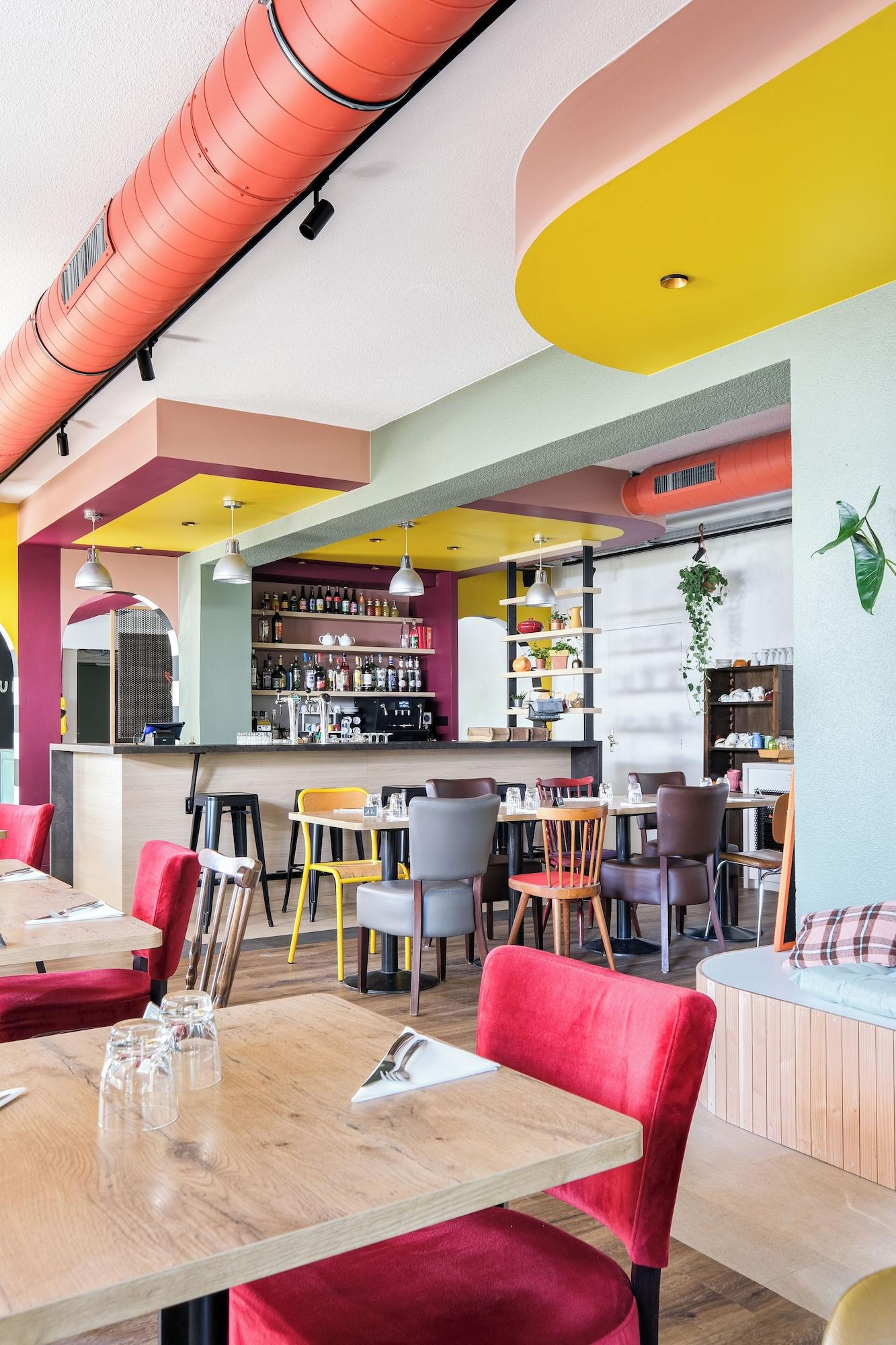 Bar/Salón greet Hotel Massieux Lyon Nord