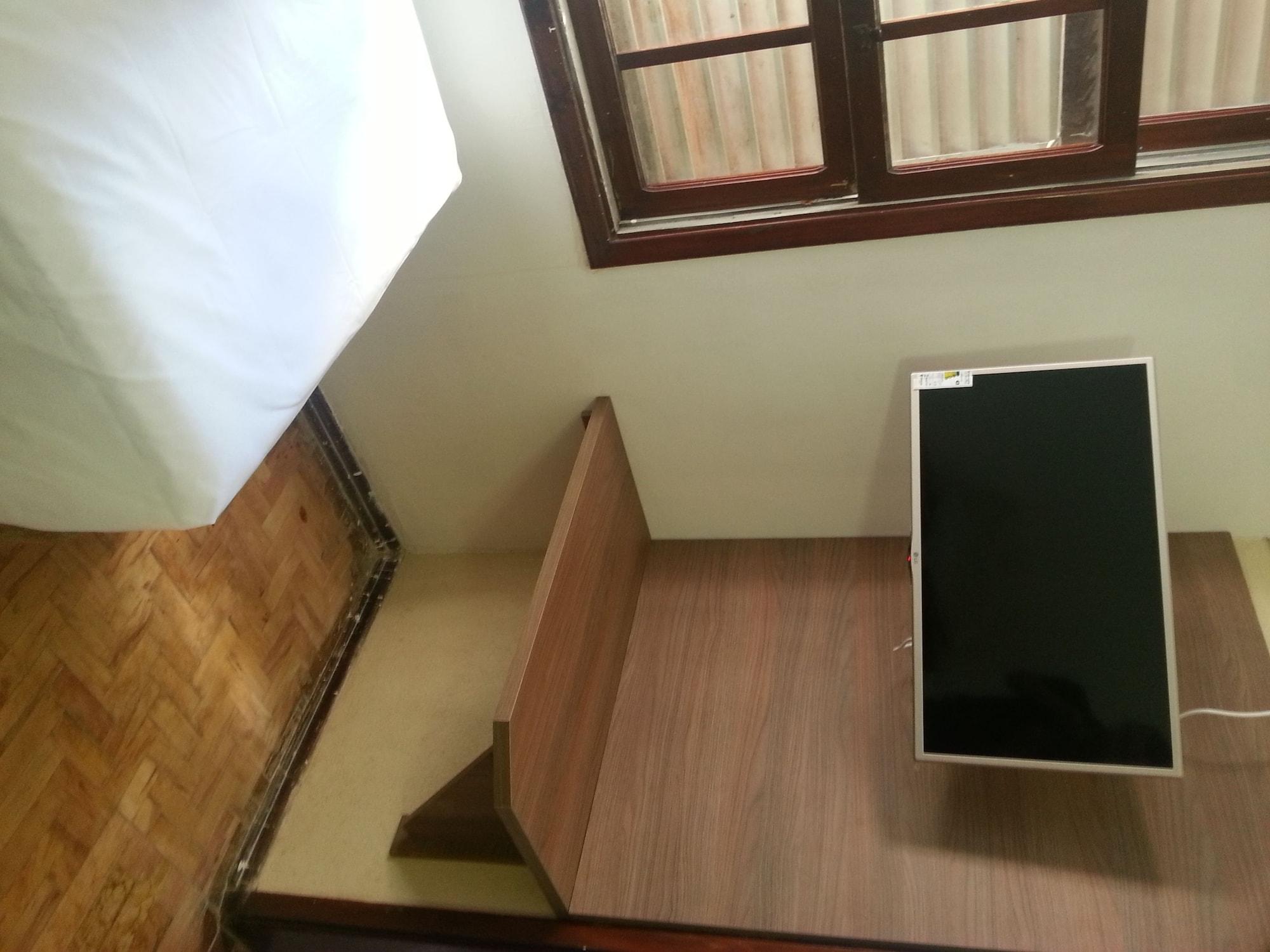 Set de Habitación Aurora Hotel