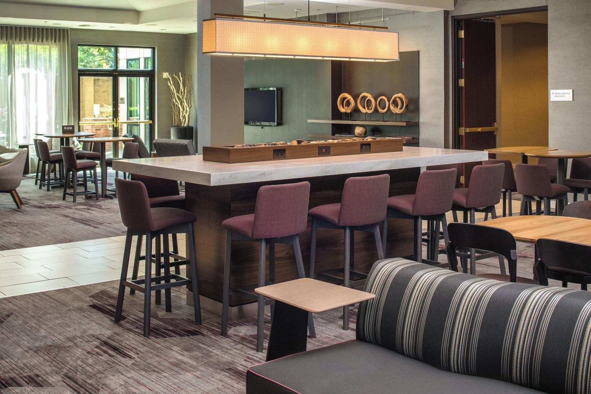 Vista Lobby Courtyard by Marriott Seattle Federal Way