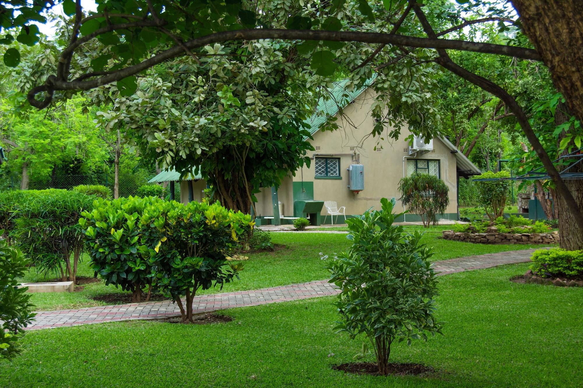 Vista Exterior Tamarind Holiday and conference Resort
