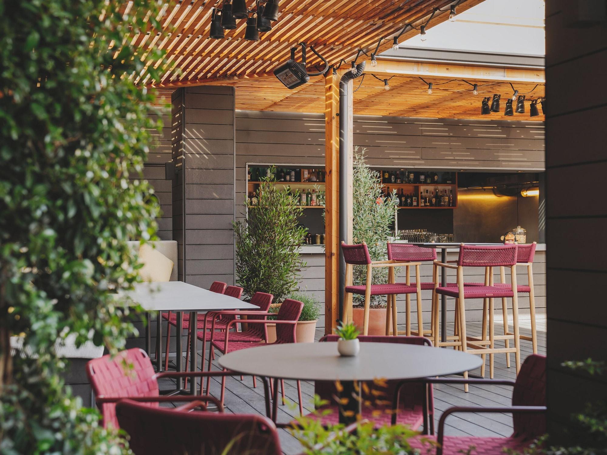 Bar/Salón Catalonia Boulevard