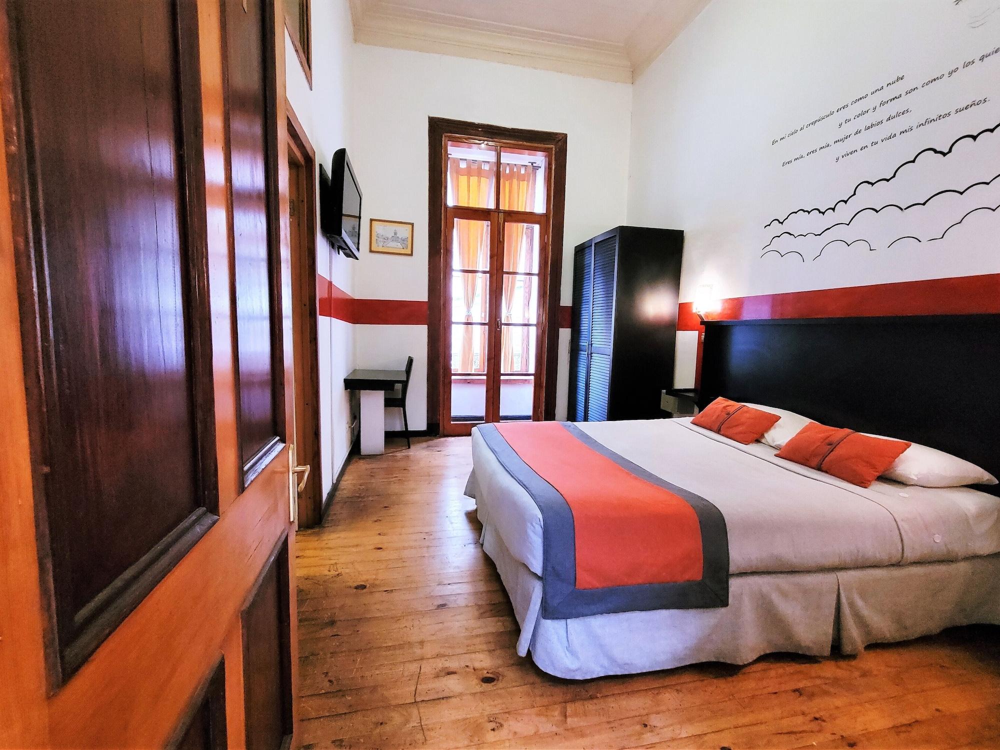 Varios Maki Hostels & Suites Valparaiso