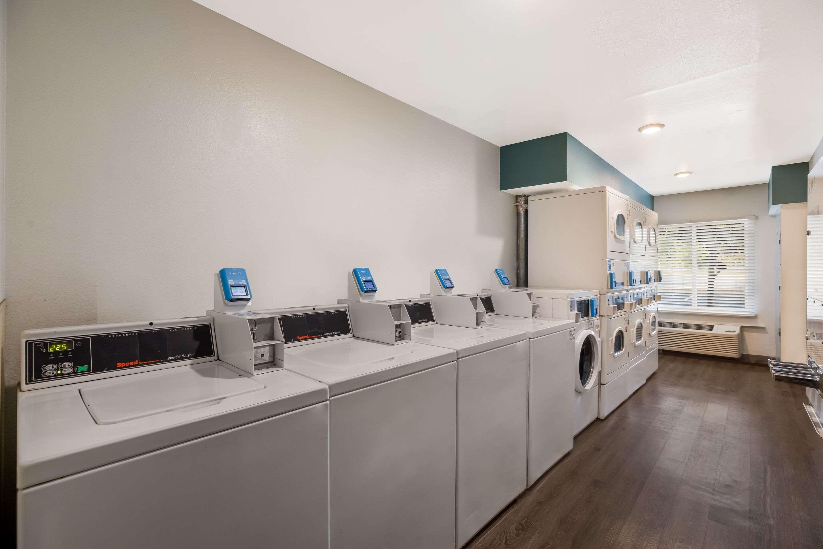 Centro de Negocios WoodSpring Suites Orlando North - Maitland