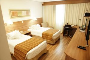 Alojamiento - Everest Porto Alegre Hotel